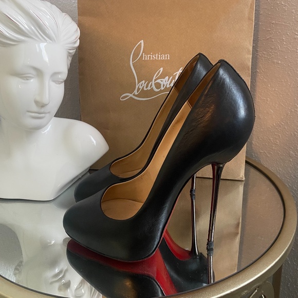 Louboutin Big lips heels - Picture 7 of 10